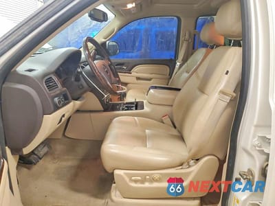 Zdjęcie 7 z 13 samochodu: 2013 GMC YUKON DENALI VIN:1GKS2EEF3DR303244 - miniatura
