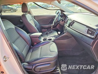 Zdjęcie 7 z 12 samochodu: 2018 KIA NIRO EX VIN:KNDCC3LC7J5111631 - miniatura