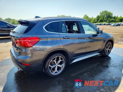 Trzecie zdjęcie samochodu z tyłu: 2017 BMW X1 XDRIVE28I VIN:WBXHT3C3XH5F81805 - miniatura