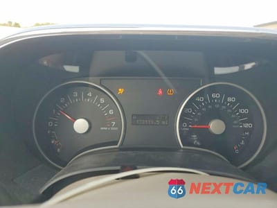 Zdjęcie 9 z 13 samochodu: 2006 FORD EXPLORER XLT VIN:1FMEU63E36UA19398 - miniatura