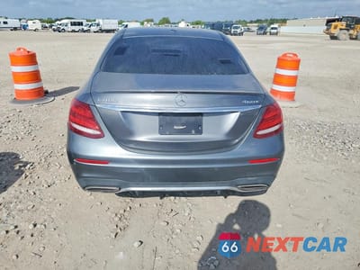 Zdjęcie 6 z 12 samochodu: 2018 MERCEDES-BENZ E 400 4MATIC VIN:WDDZF6GB6JA434831 - miniatura