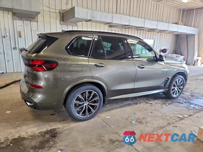 Trzecie zdjęcie samochodu z tyłu: 2025 BMW X5 XDRIVE40I VIN:5UX23EU06S9Y67696 - miniatura