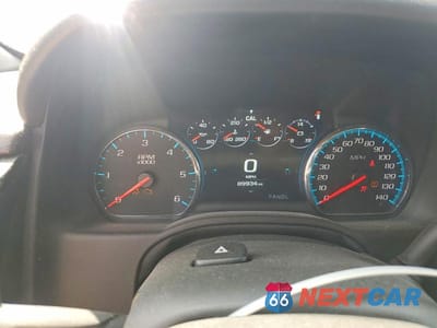 Zdjęcie 9 z 13 samochodu: 2020 CHEVROLET SUBURBAN K1500 PREMIER VIN:1GNSKJKJ5LR143970 - miniatura