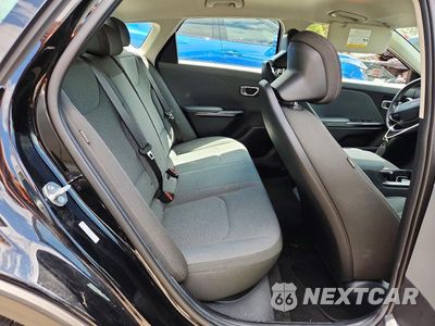 Zdjęcie 10 z 12 samochodu: 2025 KIA K4 LXS VIN:3KPFT4DE2SE098621 - miniatura