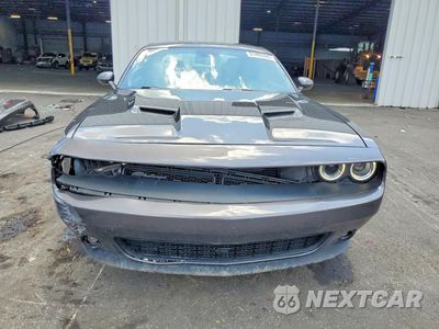 Piąte zdjęcie samochodu w środku: 2023 DODGE CHALLENGER SXT VIN:2C3CDZAG4PH527406 - miniatura