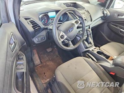 Zdjęcie 8 z 12 samochodu: 2016 FORD ESCAPE SE VIN:1FMCU9GX5GUA10708 - miniatura