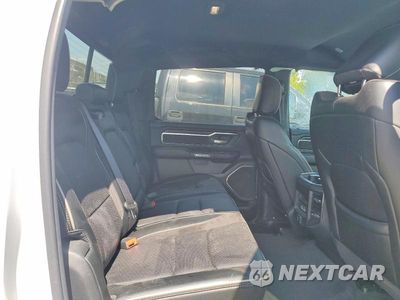 Zdjęcie 10 z 12 samochodu: 2024 RAM 1500 LARAMIE VIN:1C6SRFJT4RN189303 - miniatura