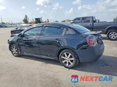Drugie zdjęcie samochodu z przodu: 2012 NISSAN SENTRA 2.0 VIN:3N1AB6AP8CL645163 - miniatura