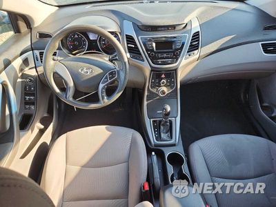 Zdjęcie 8 z 12 samochodu: 2015 HYUNDAI ELANTRA SE VIN:5NPDH4AE8FH564504 - miniatura