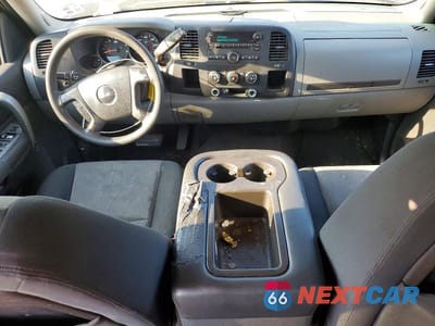 Zdjęcie 8 z 12 samochodu: 2008 GMC SIERRA C1500 VIN:2GTEC13C881155887 - miniatura
