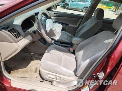 Zdjęcie 7 z 12 samochodu: 2005 TOYOTA CAMRY LE VIN:4T1BE32K95U400533 - miniatura