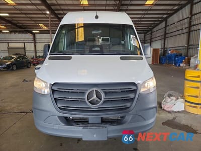 Piąte zdjęcie samochodu w środku: 2025 MERCEDES-BENZ SPRINTER 2500 VIN:W1Z4KGHY6ST212229 - miniatura