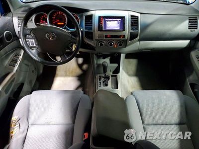 Zdjęcie 8 z 13 samochodu: 2005 TOYOTA TACOMA DOUBLE CAB PRERUNNER LONG BED VIN:5TEKU72N45Z106652 - miniatura