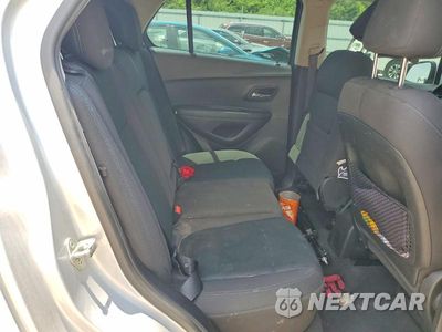 Zdjęcie 11 z 13 samochodu: 2016 CHEVROLET TRAX LS VIN:3GNCJKSBXGL265596 - miniatura