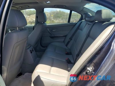 Zdjęcie 10 z 12 samochodu: 2006 BMW 325 I VIN:WBAVB13596KX34062 - miniatura