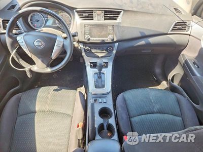 Zdjęcie 8 z 13 samochodu: 2015 NISSAN SENTRA SR VIN:3N1AB7AP5FY344105 - miniatura