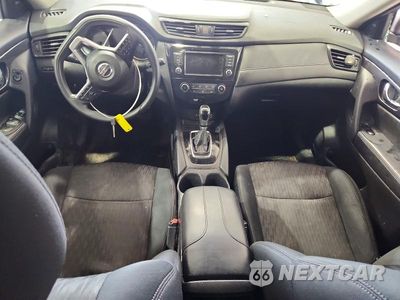 Zdjęcie 8 z 12 samochodu: 2018 NISSAN ROGUE S VIN:5N1AT2MT2JC728796 - miniatura