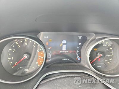 Zdjęcie 9 z 13 samochodu: 2021 JEEP COMPASS LATITUDE VIN:3C4NJDBB6MT529924 - miniatura