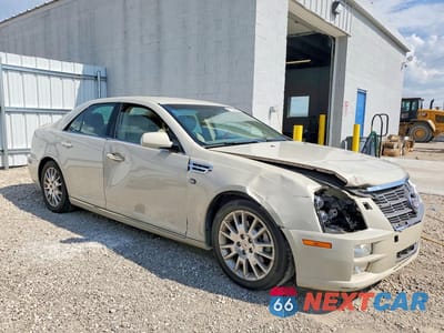 Czwarte zdjęcie samochodu z boku: 2011 CADILLAC STS LUXURY PERFORMANCE VIN:1G6DX6ED2B0119251 - miniatura