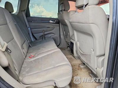 Zdjęcie 10 z 12 samochodu: 2011 JEEP GRAND CHEROKEE LAREDO VIN:1J4RR4GG2BC540873 - miniatura