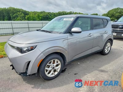 2023 KIA SOUL LX KNDJ23AU5P7863007 - główne zdjęcie licytacji z USA - miniatura