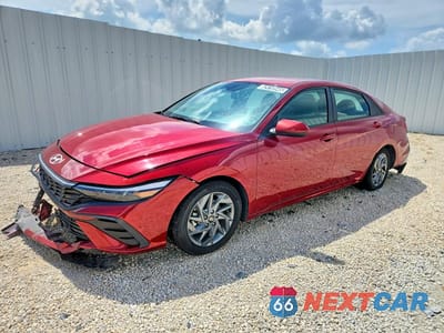 2024 HYUNDAI ELANTRA SEL KMHLM4DG9RU839985 - główne zdjęcie licytacji z USA - miniatura