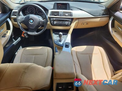 Zdjęcie 8 z 12 samochodu: 2018 BMW 320 I VIN:WBA8A9C52JK622775 - miniatura
