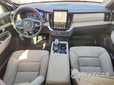 Zdjęcie 8 z 14 samochodu: 2026 VOLVO XC90 PLUS VIN:YV4062PE1T1466463 - miniatura