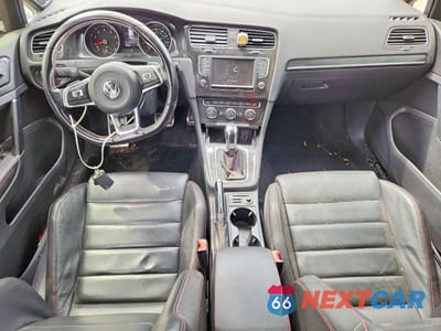Zdjęcie 8 z 13 samochodu: 2017 VOLKSWAGEN GTI S/SE VIN:3VW447AU7HM062789 - miniatura