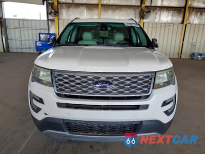 Piąte zdjęcie samochodu w środku: 2016 FORD EXPLORER PLATINUM VIN:1FM5K8HT5GGB95099 - miniatura