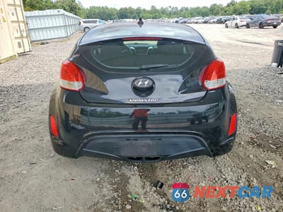Zdjęcie 6 z 12 samochodu: 2013 HYUNDAI VELOSTER BASE VIN:KMHTC6AD1DU172332 - miniatura