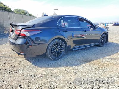 Trzecie zdjęcie samochodu z tyłu: 2021 TOYOTA CAMRY XSE VIN:4T1K61AK8MU605522 - miniatura