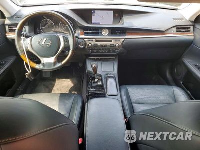 Zdjęcie 8 z 12 samochodu: 2013 LEXUS ES 350 VIN:JTHBK1GG8D2056160 - miniatura