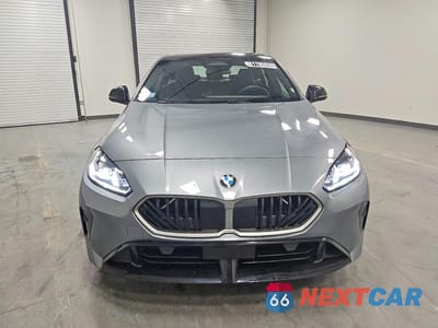 Piąte zdjęcie samochodu w środku: 2026 BMW 228XI VIN:WBA23GG02T7U35058 - miniatura