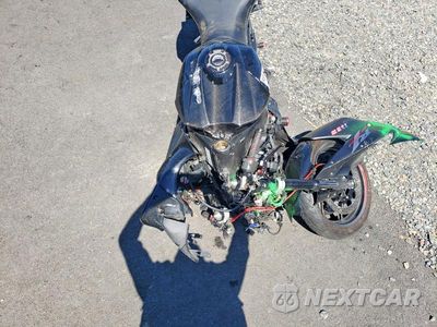 Piąte zdjęcie samochodu w środku: 2005 YAMAHA YZFR1 VIN:JYARN13E65A014259 - miniatura