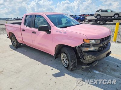 Czwarte zdjęcie samochodu z boku: 2020 CHEVROLET SILVERADO C1500 VIN:1GCRWAEF2LZ269027 - miniatura