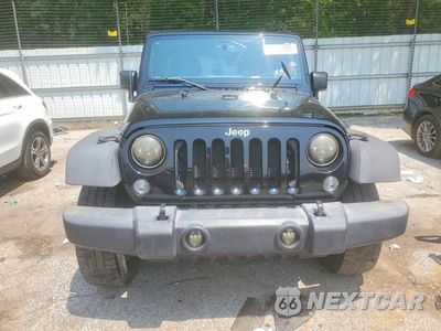 Piąte zdjęcie samochodu w środku: 2016 JEEP WRANGLER UNLIMITED SPORT VIN:1C4BJWDG3GL115667 - miniatura