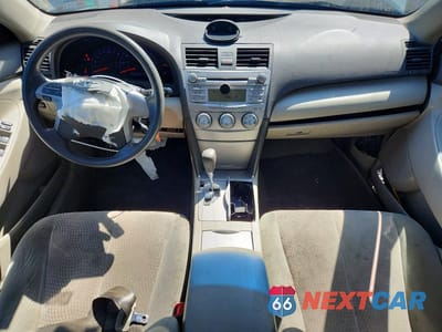 Zdjęcie 8 z 13 samochodu: 2011 TOYOTA CAMRY LE VIN:4T1BF3EK4BU730925 - miniatura