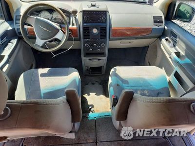 Zdjęcie 8 z 13 samochodu: 2008 CHRYSLER TOWN & COUNTRY LX VIN:2A8HR44H58R620627 - miniatura