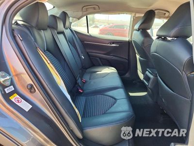 Zdjęcie 10 z 13 samochodu: 2018 TOYOTA CAMRY SE VIN:4T1B11HK6JU508125 - miniatura