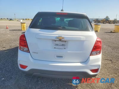 Zdjęcie 6 z 12 samochodu: 2017 CHEVROLET TRAX LS VIN:3GNCJKSB0HL257461 - miniatura