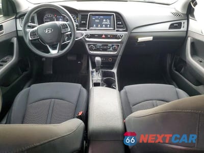Zdjęcie 8 z 12 samochodu: 2019 HYUNDAI SONATA SE VIN:5NPE24AF2KH739709 - miniatura