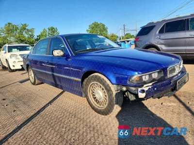 Czwarte zdjęcie samochodu z boku: 1998 BMW 740 IL VIN:WBAGJ8320WDM23845 - miniatura