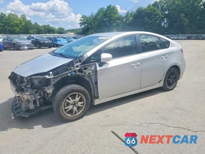 2013 TOYOTA PRIUS TWO JTDKN3DU4D5571184 - główne zdjęcie licytacji z USA - miniatura