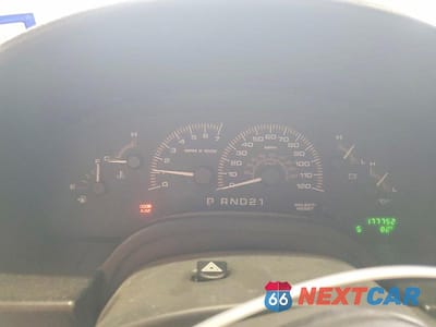 Zdjęcie 9 z 13 samochodu: 2003 FORD EXPEDITION XLT VIN:1FMRU15W63LA83012 - miniatura