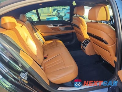 Zdjęcie 10 z 12 samochodu: 2018 BMW 750 XI VIN:WBA7F2C50JB238725 - miniatura