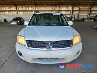 Piąte zdjęcie samochodu w środku: 2011 MITSUBISHI ENDEAVOR LS VIN:4A4JM2ASXBE016225 - miniatura