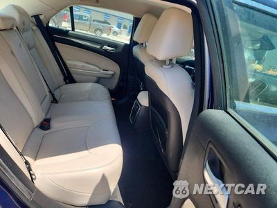 Zdjęcie 11 z 14 samochodu: 2015 CHRYSLER 300 LIMITED VIN:2C3CCAAGXFH904212 - miniatura