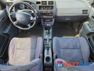 Zdjęcie 8 z 13 samochodu: 1997 TOYOTA RAV4 BASE VIN:JT3GP10V0V0013449 - miniatura