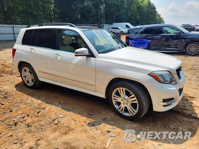 Czwarte zdjęcie samochodu z boku: 2015 MERCEDES-BENZ GLK VIN:WDCGG5HB1FG349305 - miniatura
